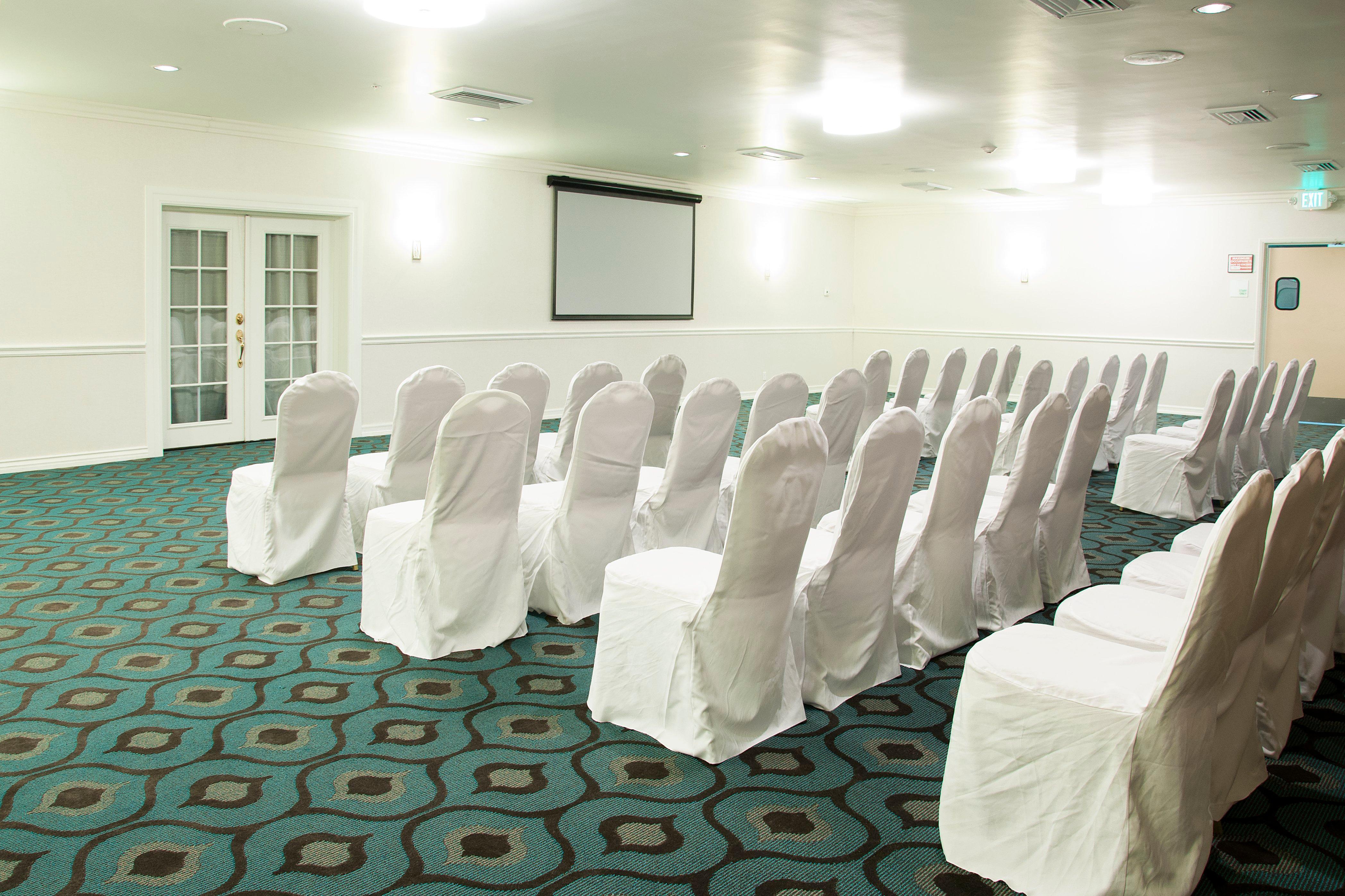 Holiday Inn Victorville By Ihg Extérieur photo