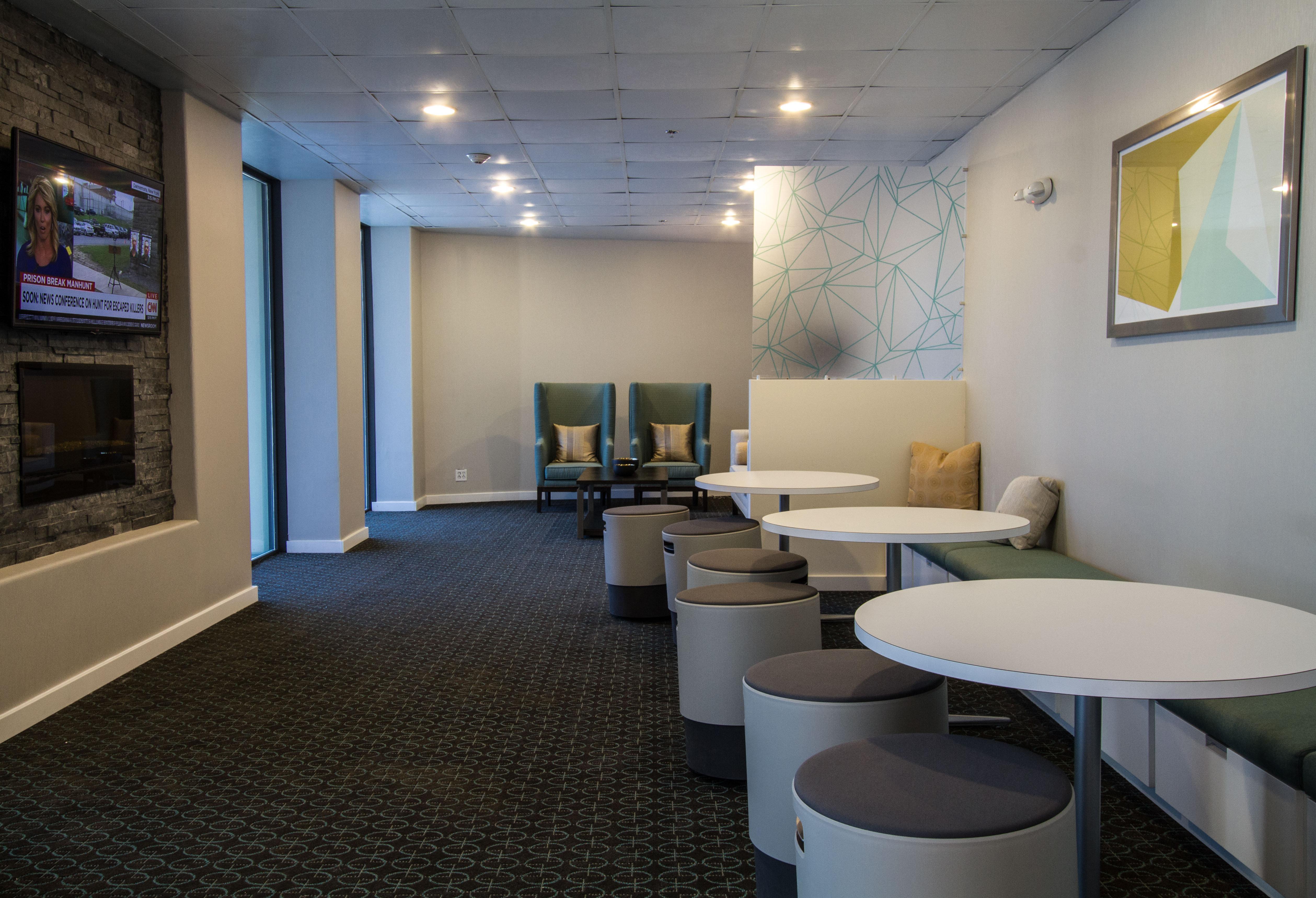 Holiday Inn Victorville By Ihg Extérieur photo